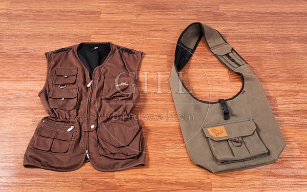 054011 Dummyweste und Tasche