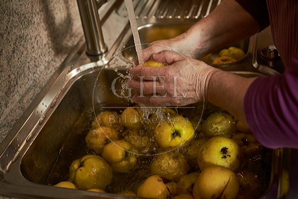 091429 Herstellung von Quittensaft