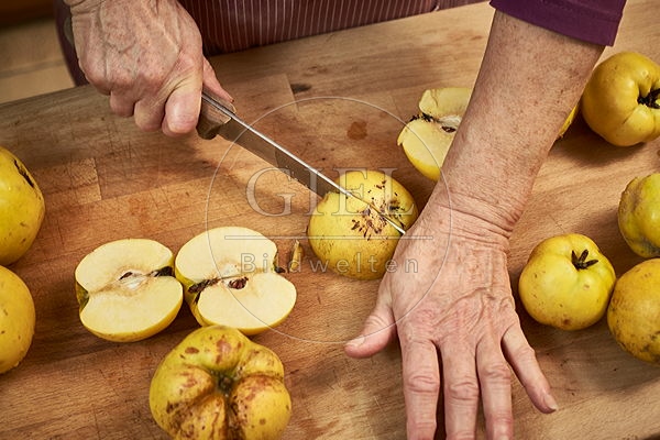091462 Herstellung von Quittensaft