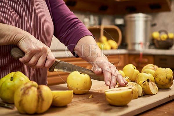 091465 Herstellung von Quittensaft