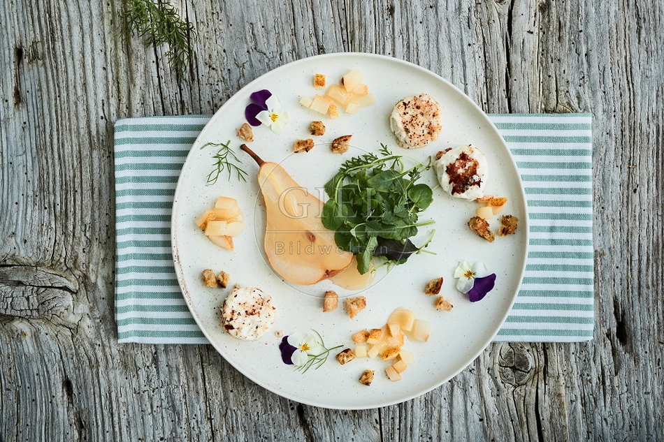 102617 Gebratene Ziegenkäsetaler