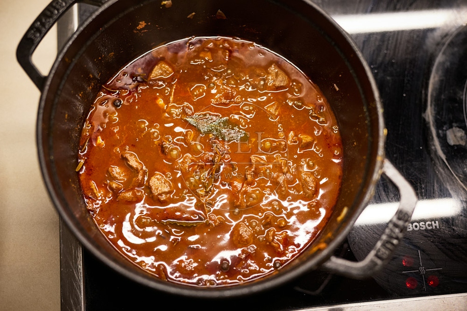 116752 Zubereitung Lammgulasch