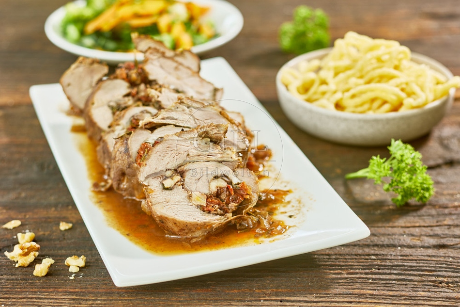 116774 Gefüllte Lammschulter, Lammrollbraten