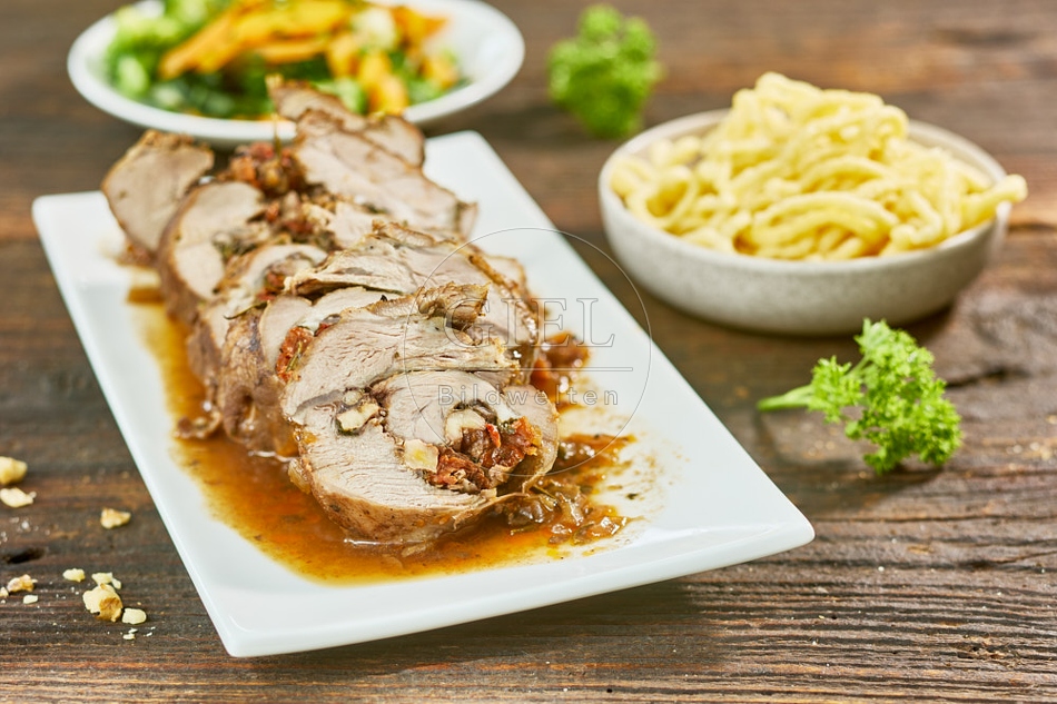 116777 Gefüllte Lammschulter, Lammrollbraten