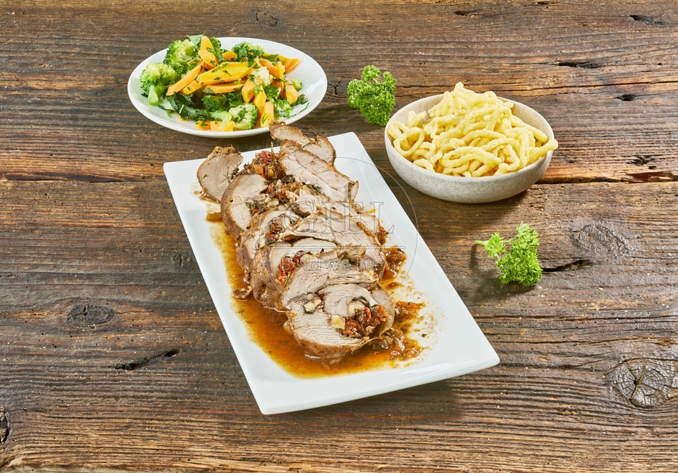 116783 Gefüllte Lammschulter, Lammrollbraten