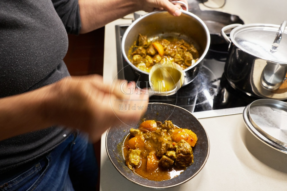 117317 Kochen, Lammcurry mit Aprikosen