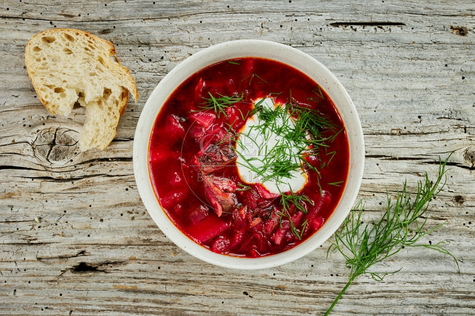 117346 Borschtsch mit Rote Bete und Lammfleisch